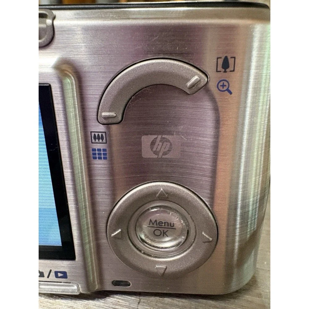 Vtg HP Photosmart R817 5.1MP Digital Camera 5x Optical Zoom Battery Case SD Card